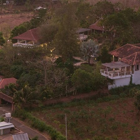 Hotel Bangsring Breeze Banyuwangi  Esterno foto