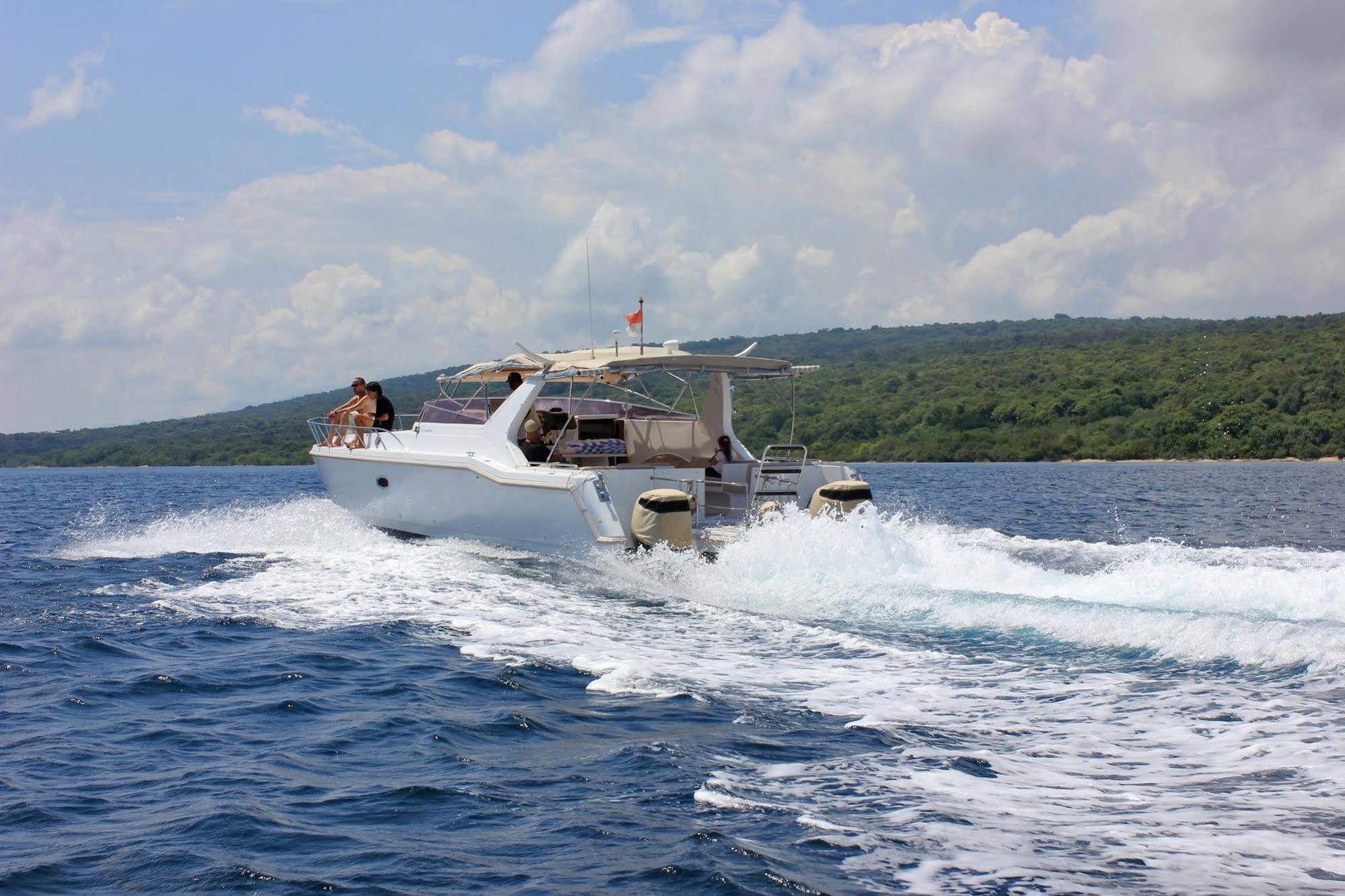 Hotel Bangsring Breeze Banyuwangi  Esterno foto